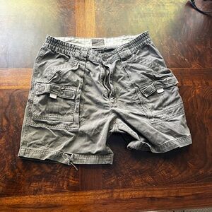 Stylish Men's Cargo Shorts in Charcoal